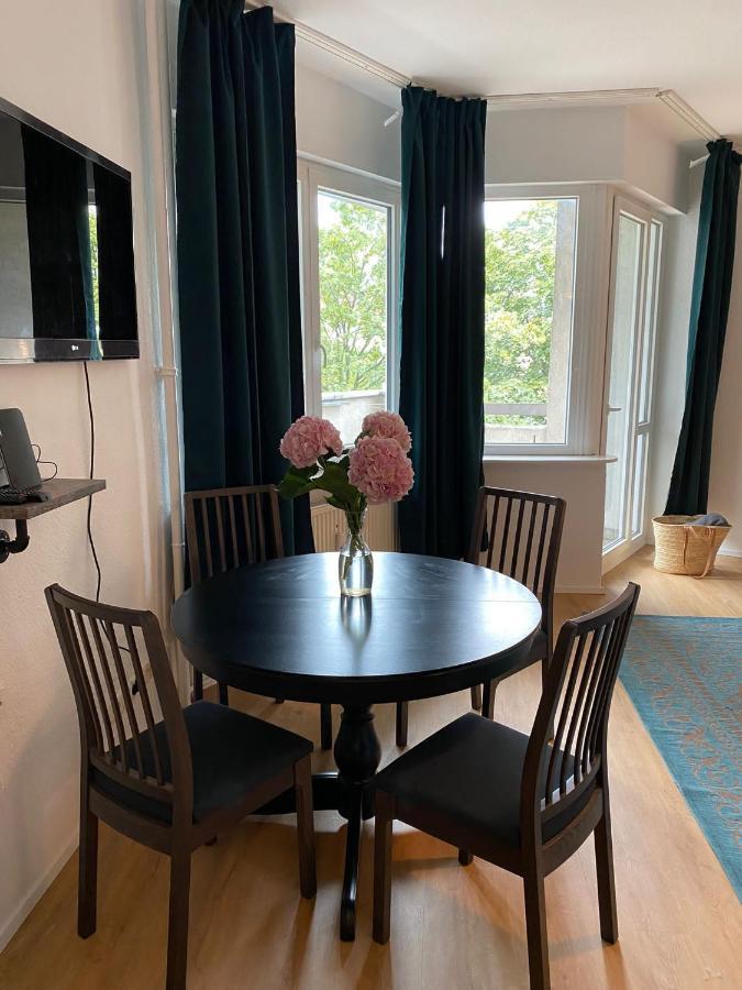 Beautiful apartment with balcony Berlin Extérieur photo