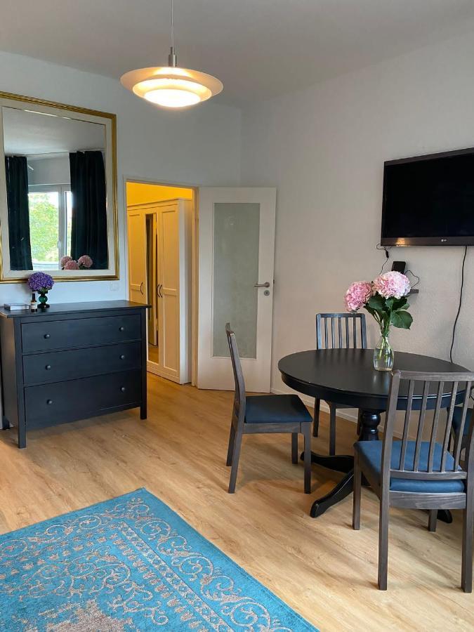 Beautiful apartment with balcony Berlin Extérieur photo