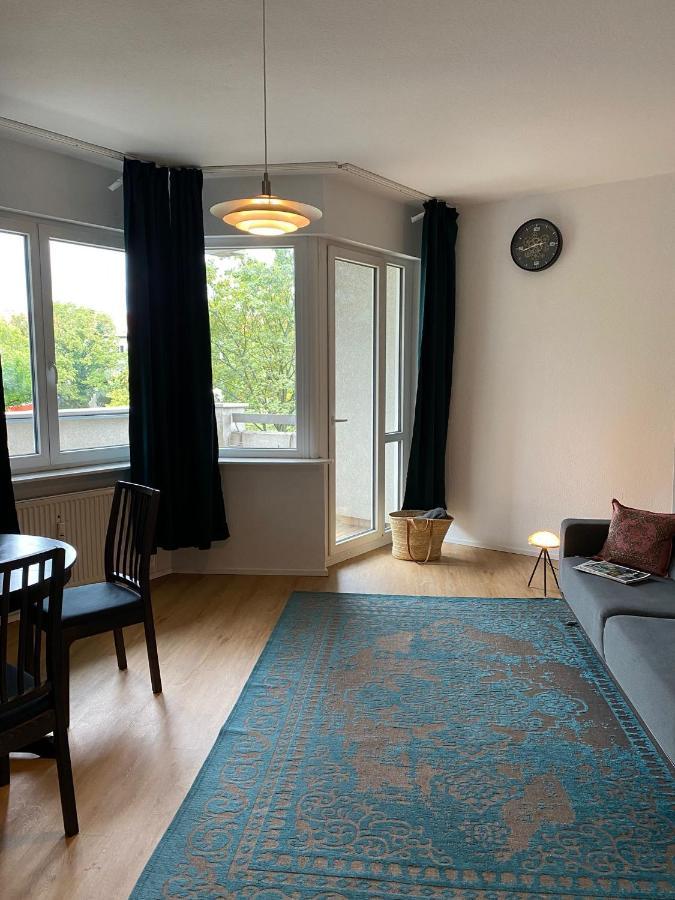 Beautiful apartment with balcony Berlin Extérieur photo